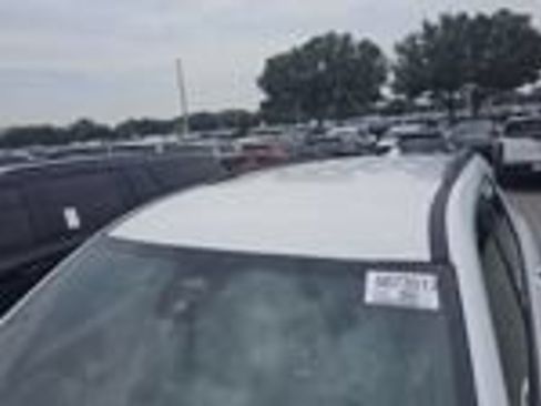 Used 2026 Chevrolet Traverse LT w/ Driver Confidence Package FWD image 18