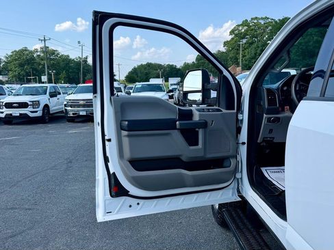 Used 2019 Ford F250 XLT w/ XLT Value Package AWD/4WD image 11