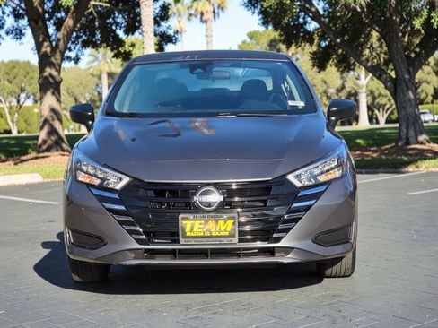 Used 2025 Nissan Versa S FWD image 3