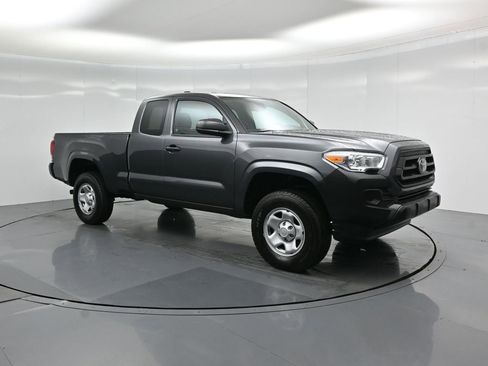 Used 2023 Toyota Tacoma SR image 17