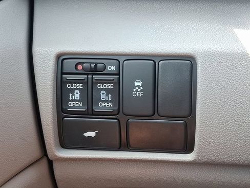 Used 2013 Honda Odyssey EX-L image 26