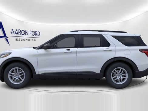 New 2026 Ford Explorer Active w/ Active Comfort Package RWD image 3