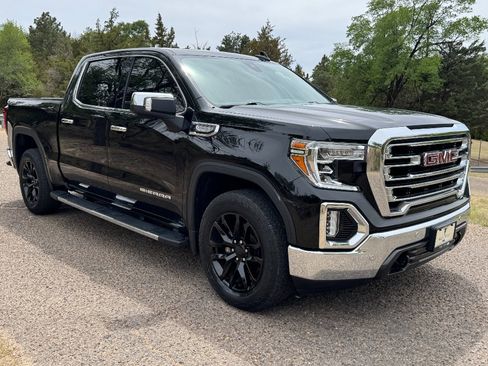 Used 2021 GMC Sierra 1500 SLT AWD/4WD image 3