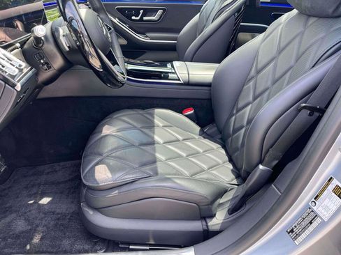 Used 2024 Mercedes-Benz Maybach S 680 4MATIC image 19