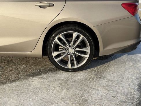 Used 2023 Chevrolet Malibu LT image 9