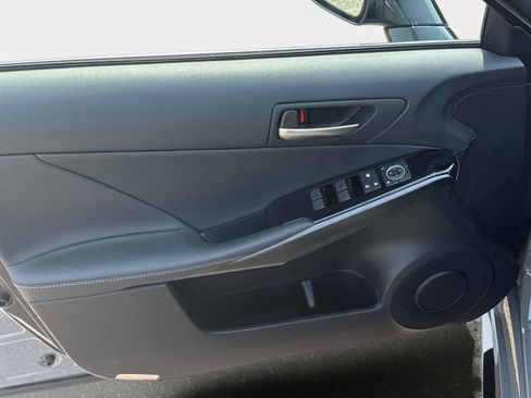 Used 2025 Lexus IS 350 F Sport RWD image 16