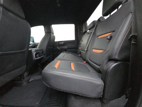 Used 2023 GMC Sierra 2500 AT4 image 6