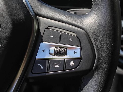 Used 2023 BMW i4 eDrive40 RWD image 34