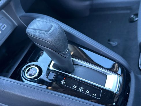 New 2025 Nissan Versa SV w/ Trunk Package image 30