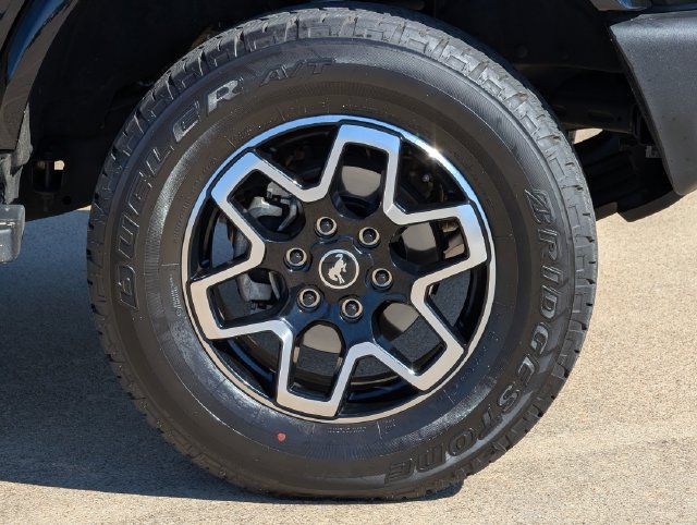 Used 2024 Ford Bronco Outer Banks AWD/4WD image 11