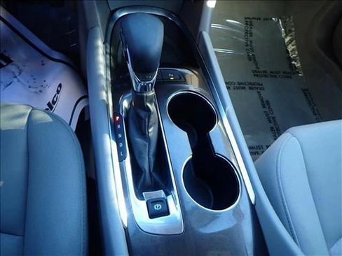 Used 2025 Chevrolet Malibu LT image 19