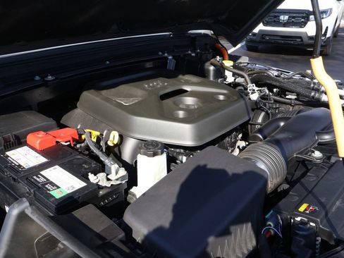 Used 2023 Jeep Wrangler Unlimited w/ Cold Weather Group image 13