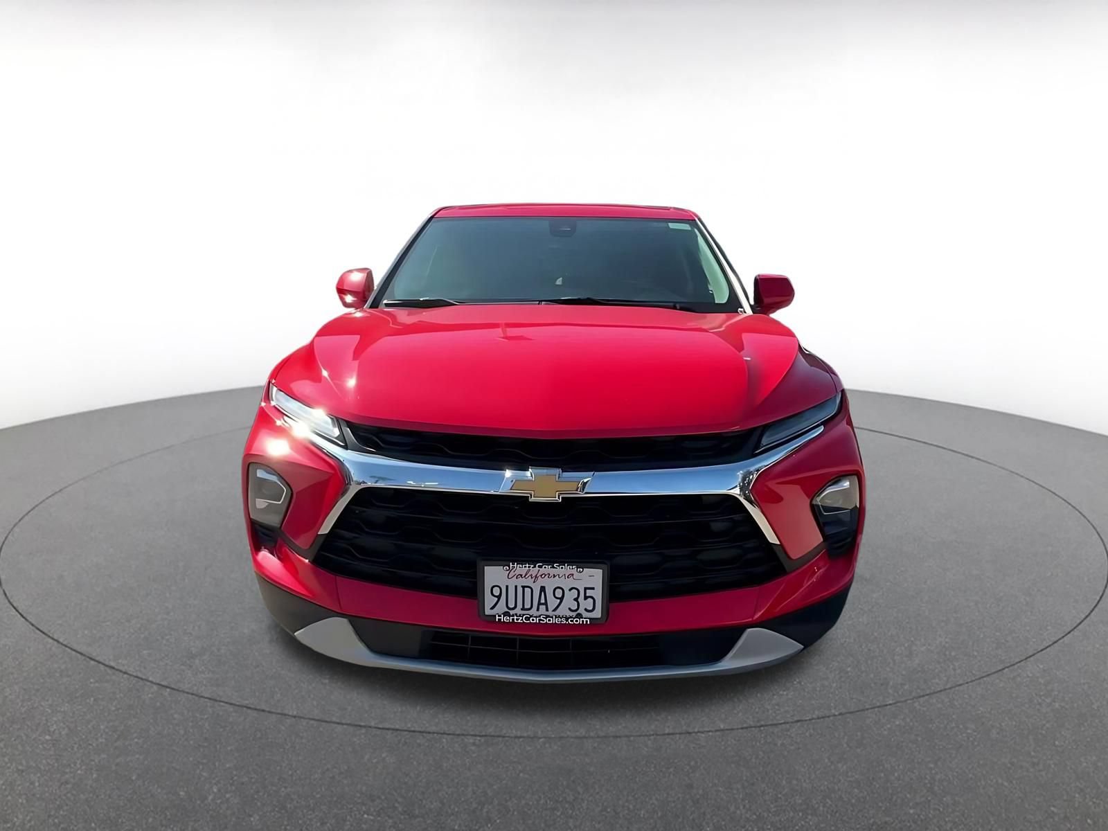 Used 2025 Chevrolet Blazer LT FWD image 4