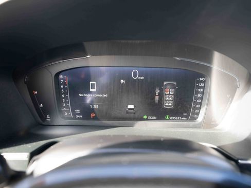 Used 2023 Honda Pilot Elite image 16