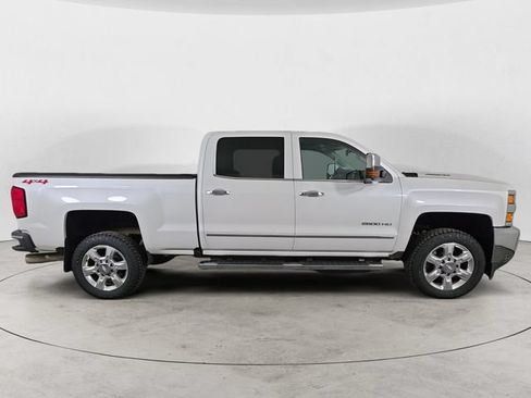 Used 2019 Chevrolet Silverado 2500 LTZ w/ Duramax Plus Package AWD/4WD image 6