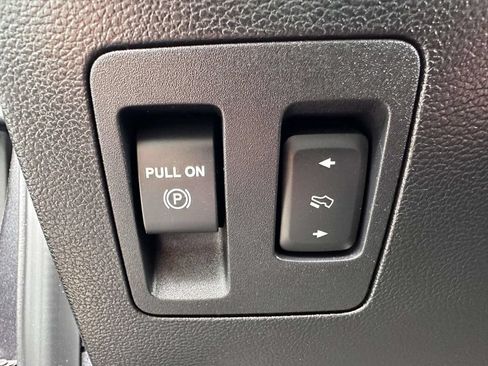 Used 2019 Ford F150 Raptor w/ Equipment Group 802A Luxury AWD/4WD image 17