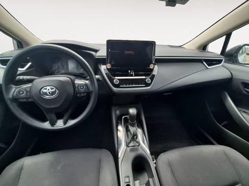 Used 2024 Toyota Corolla LE FWD image 11