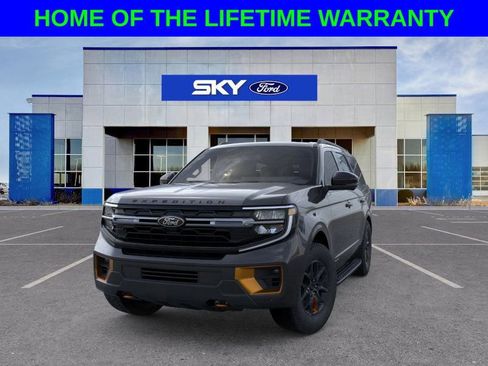 New 2026 Ford Expedition Tremor image 2