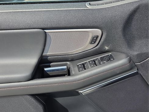 New 2025 Ford Expedition Active image 15