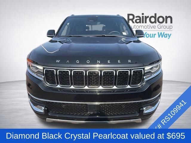 Used 2024 Jeep Wagoneer L Series III w/ Flexible Seating Group AWD/4WD image 2