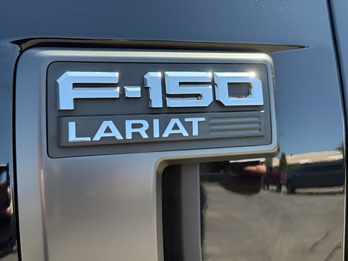 Used 2023 Ford F150 Lariat w/ Equipment Group 502A High AWD/4WD image 19