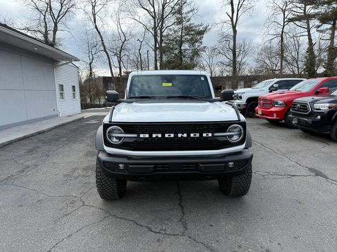 Used 2022 Ford Bronco Wildtrak image 2