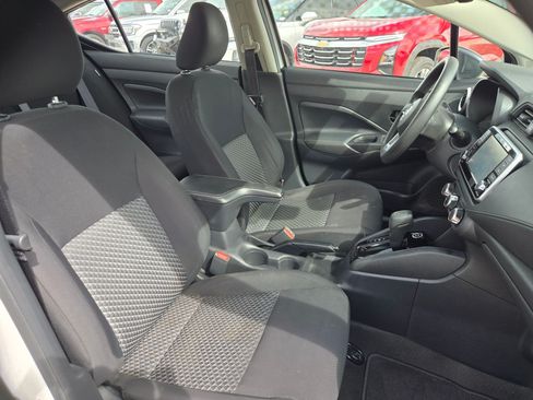 Used 2021 Nissan Versa S w/ Electronics Package FWD image 25