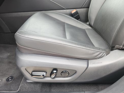 Certified 2025 Lexus RX 350 Premium Plus image 29