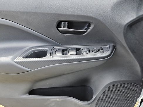 New 2025 Nissan Versa S w/ Trunk Package image 30
