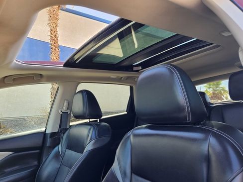 Used 2017 Nissan Murano Platinum w/ Platinum Technology Package image 36