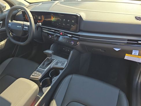 New 2026 Kia Sportage EX image 14