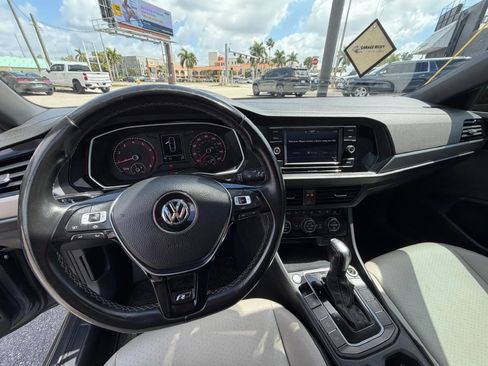Used 2020 Volkswagen Jetta R-Line w/ R-Line Cold Weather Package FWD image 13