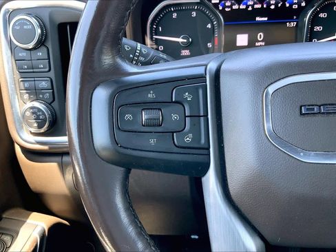 Used 2023 GMC Sierra 2500 Denali w/ Denali Ultimate Package AWD/4WD image 23