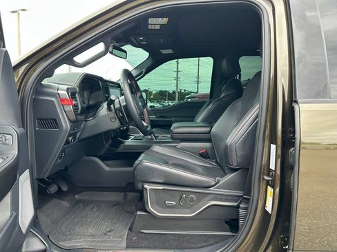 Used 2025 Ford F150 Raptor AWD/4WD image 12