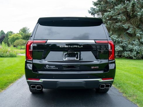 Used 2026 GMC Yukon XL Denali w/ Denali Reserve Package AWD/4WD image 4