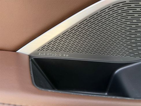 Used 2023 Acura MDX Advance image 29