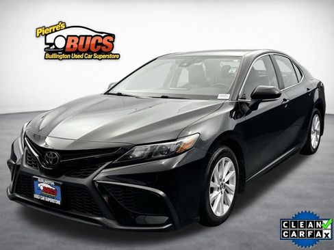 Used 2022 Toyota Camry SE FWD image 1