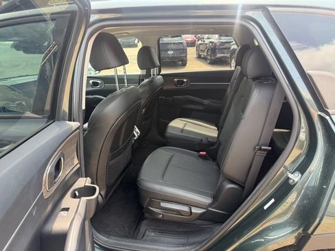 Certified 2023 Kia Sorento X-Line EX AWD/4WD image 9