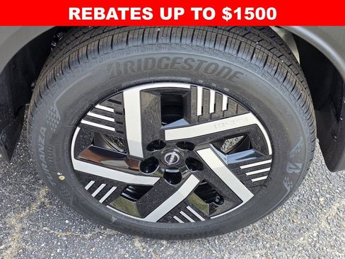 New 2026 Nissan Kicks SV w/ SV Premium Package image 32