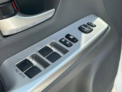 Used 2013 Toyota Prius V Five FWD image 21