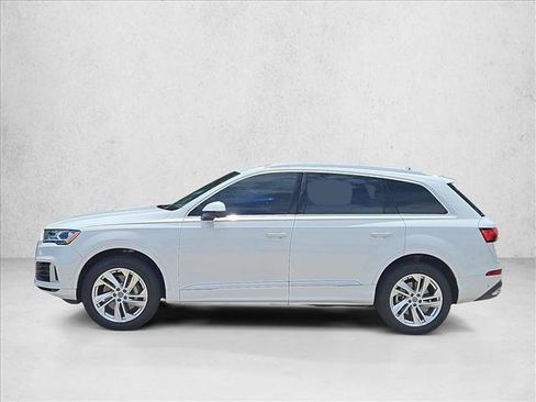 Used 2020 Audi Q7 3.0T Premium Plus w/ Premium Plus Package AWD/4WD image 9