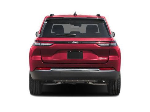 Certified 2025 Jeep Grand Cherokee Limited w/ Black Appearance Package AWD/4WD image 5