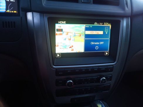 Used 2010 Ford Fusion Hybrid FWD image 9