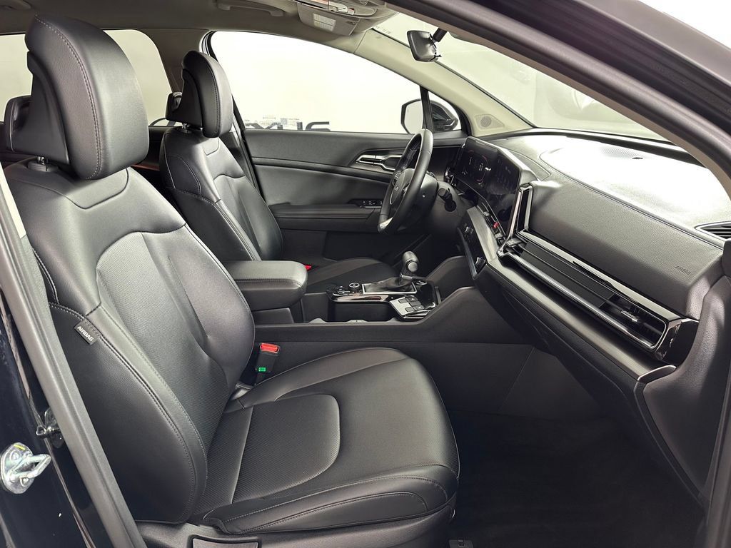 Used 2023 Kia Sportage EX FWD image 20