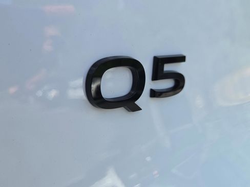 New 2025 Audi Q5 Premium Plus image 32