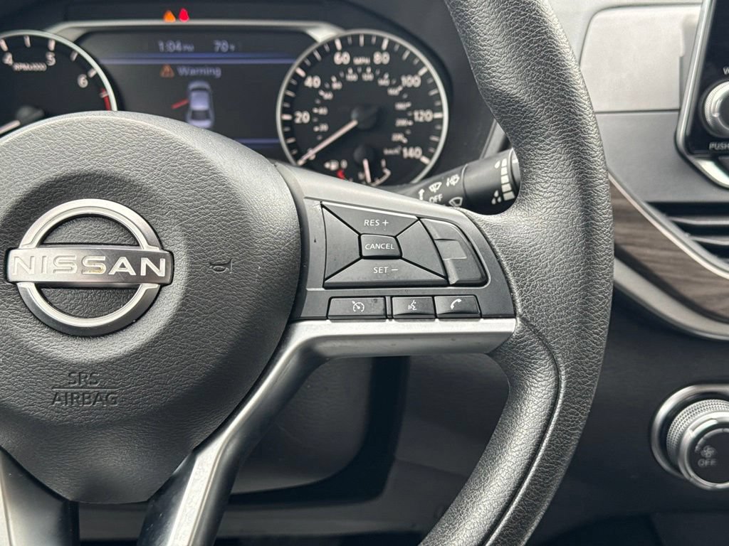 Used 2024 Nissan Altima 2.5 SV FWD image 27
