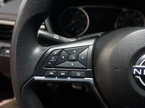 Used 2023 Nissan Altima 2.5 SV image 24