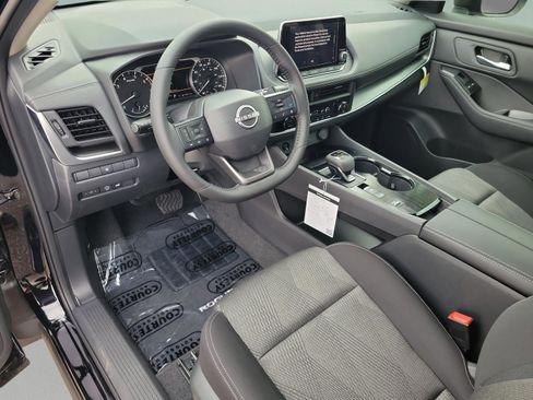 New 2026 Nissan Rogue SV image 17