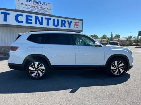 Used 2024 Volkswagen Atlas SE image 17