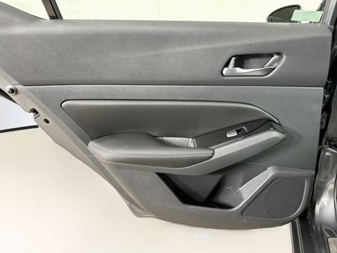 Used 2023 Nissan Altima 2.5 SL FWD image 27
